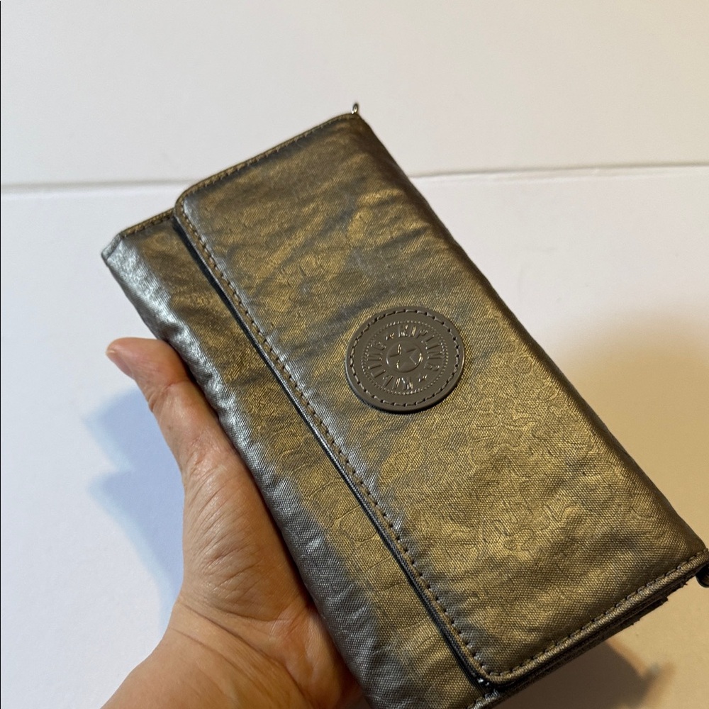 Kipling Bronze Wallet Crossbody (missing strap) - Picture 3 of 11